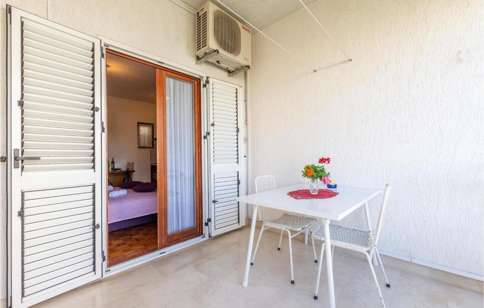 Lovely Apartment In Stobrec With Wifi سبليت المظهر الخارجي الصورة